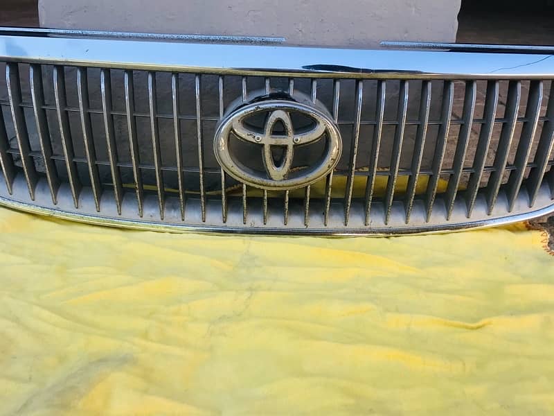 Toyota Corolla Front Grill 6