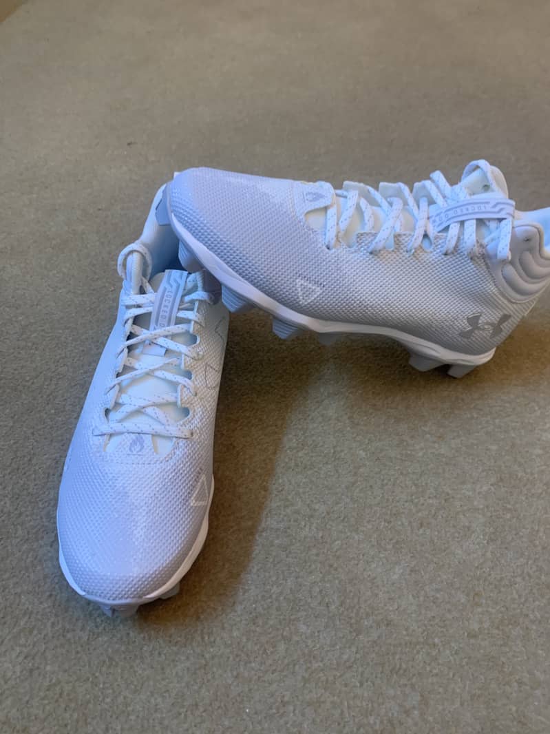 Under armour football shoes 3