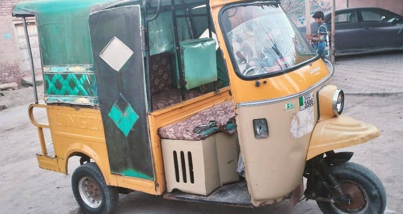 Auto rickshaw 6 seater 2018 model 4