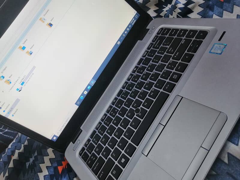 Hp Laptop With Good condition. 9