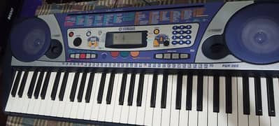 Yamaha PSR 260 Professional Yamaha Piano keyboard