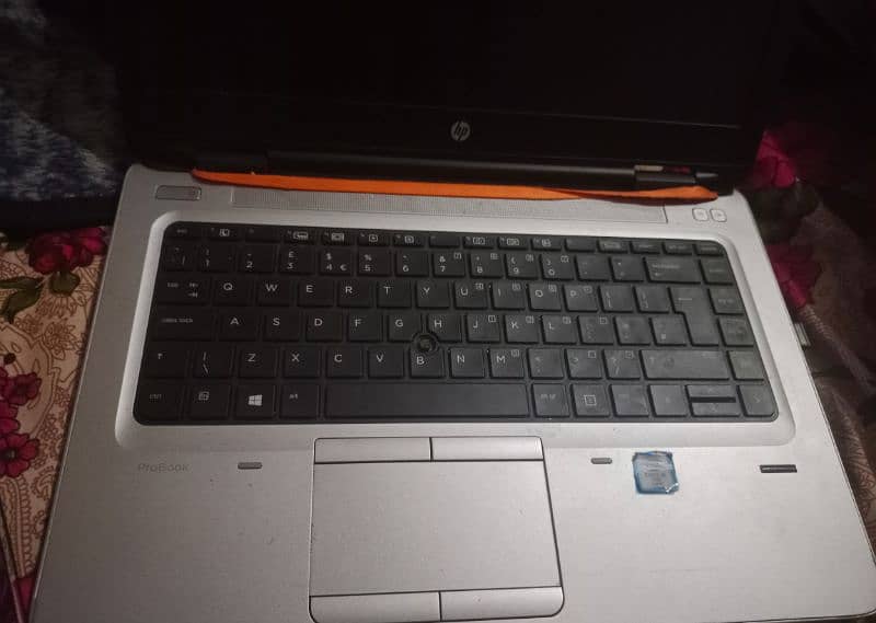 hp laptop ( grey and black colour ) with charger 9