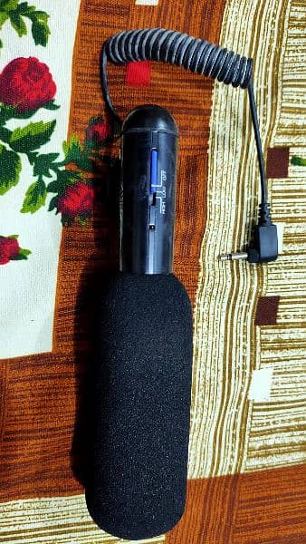 JVC DSLR Camera Boom Mic 3