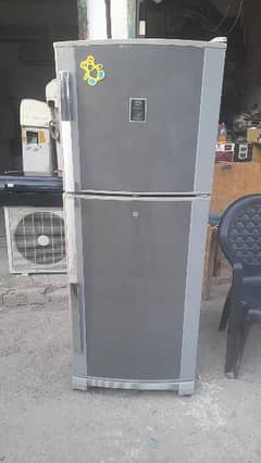 Dawlance Medium size Refrigerator 0