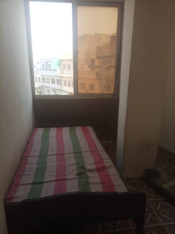 Flats and Rooms Available for Rent 3