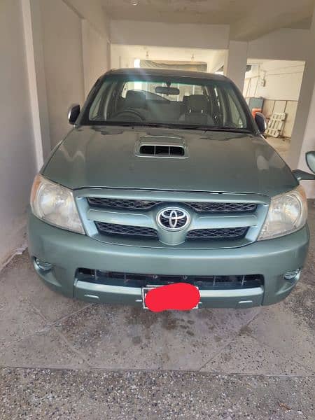 Toyota Hilux 4x4 at very Reasonable Price 11