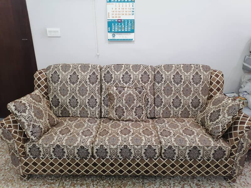 Six Seater Sofa Set 3 2 1 with 6 cushions 6