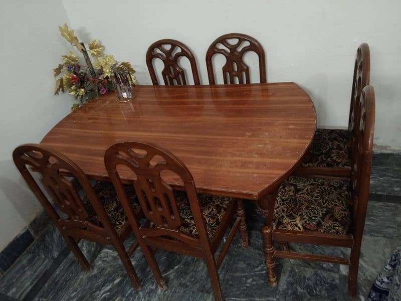 wood Dining Table with 6 chairs 4