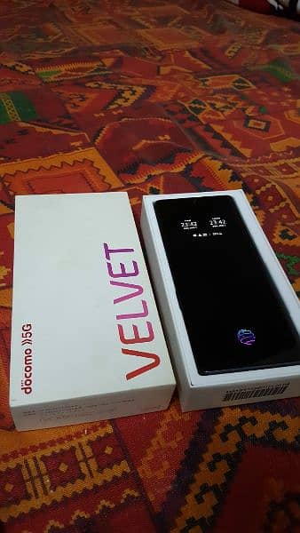 LG Velvet 5G 0