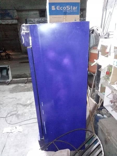 stand freezer condition 10 by 10 cooling can be done 1