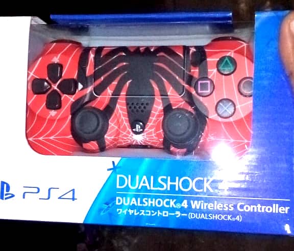 PS4 wireless controller 2