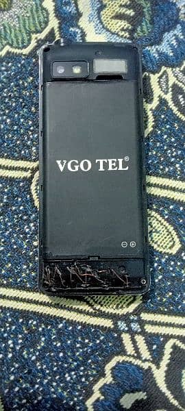 Nokia 106 and Vgotel Mobiles 11