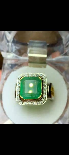 Natural Emerald Marvellous Ring 1