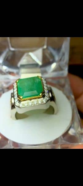 Natural Emerald Marvellous Ring 3