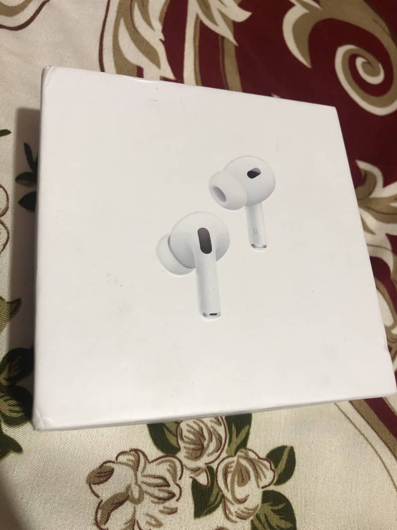 Airpods Pro Platinum with ANC, White 6