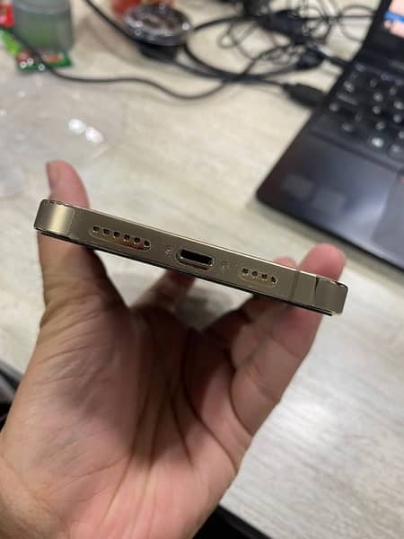 iPhone 13pro max (Gold) Condition 10/10 6