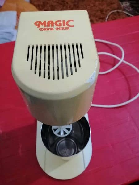 Sunbeam Electric Milk Shaker / Coffee Mixer, Imported 9