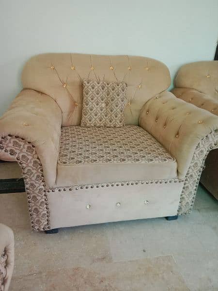 Cushion Sofa 7 Seater 5