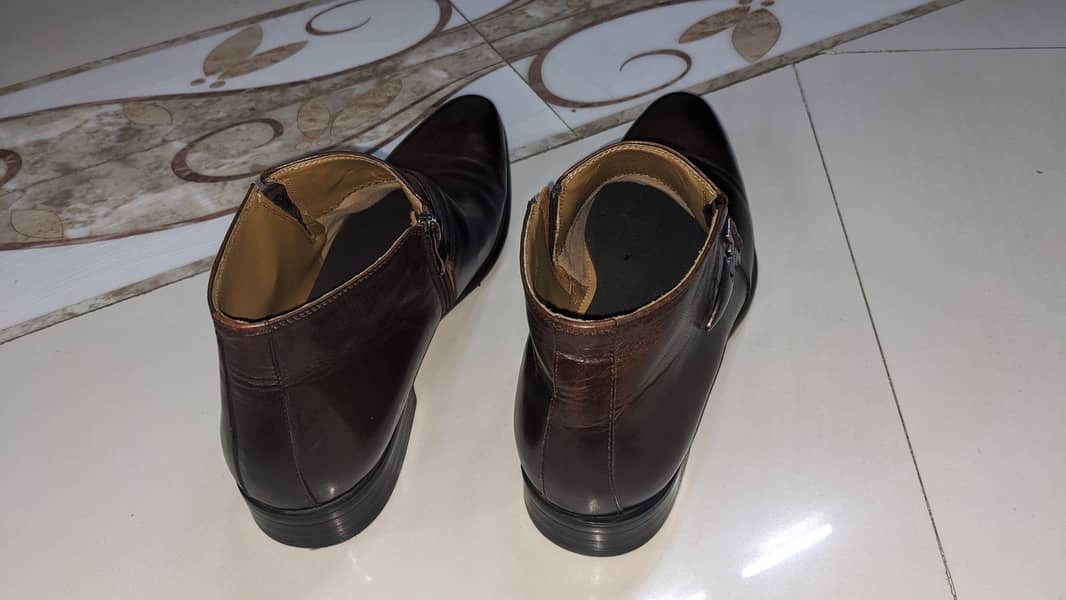 Mens Italian boots size 43 dark brown 1