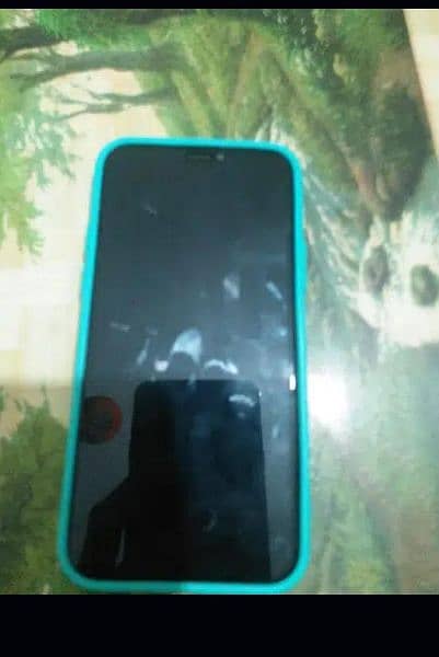 iphone 11 pro factory unlock 10/10 condition 6