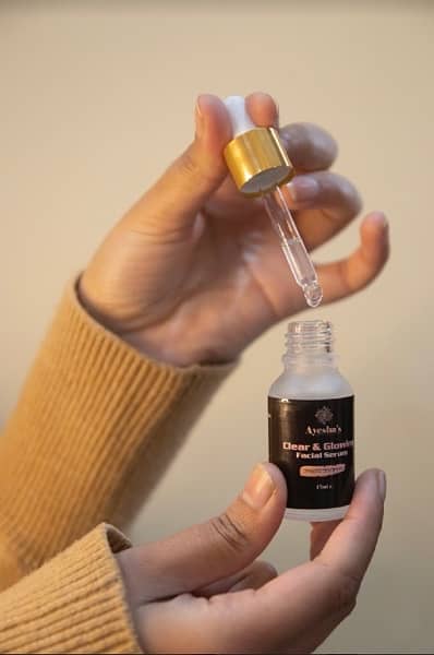 Ayesha’s Clear and Glowing Facial Serum 1