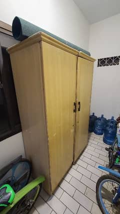 2 DOOR CUPBOARD PERFECT CONDITION FOR SALE IN CHEAP PRICE