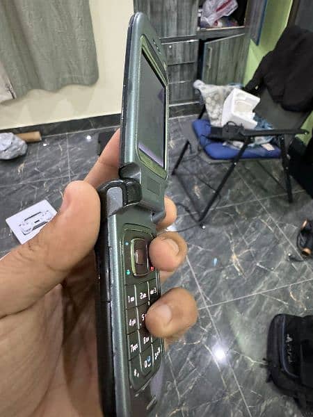 Nokia 6267 Flip Phone/ Keypad Phone 6