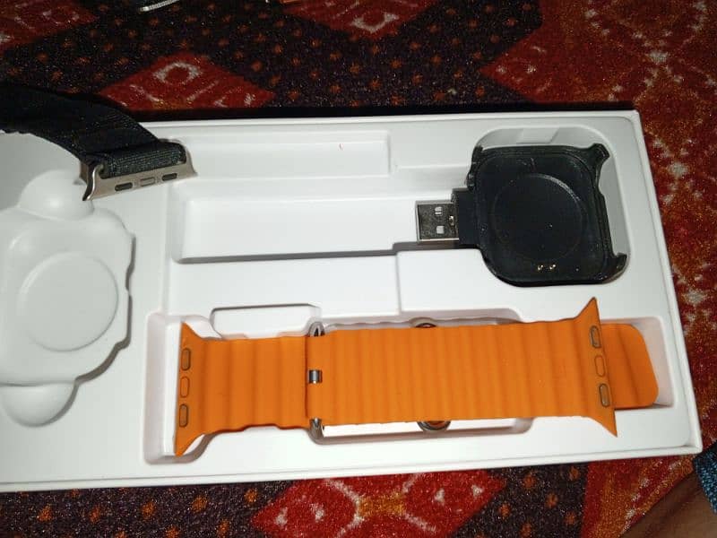 s8 ultra     new watch 10/10 condition  more 1 band 2