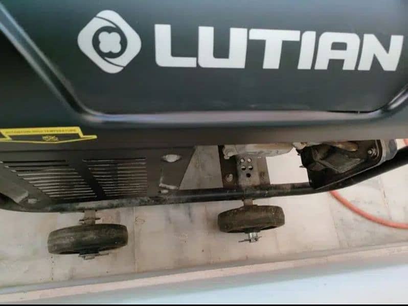 Lutian LT3600ES 2.8kW Petrol & Gas generator 1