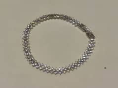 Brand new fine round silver bracelet