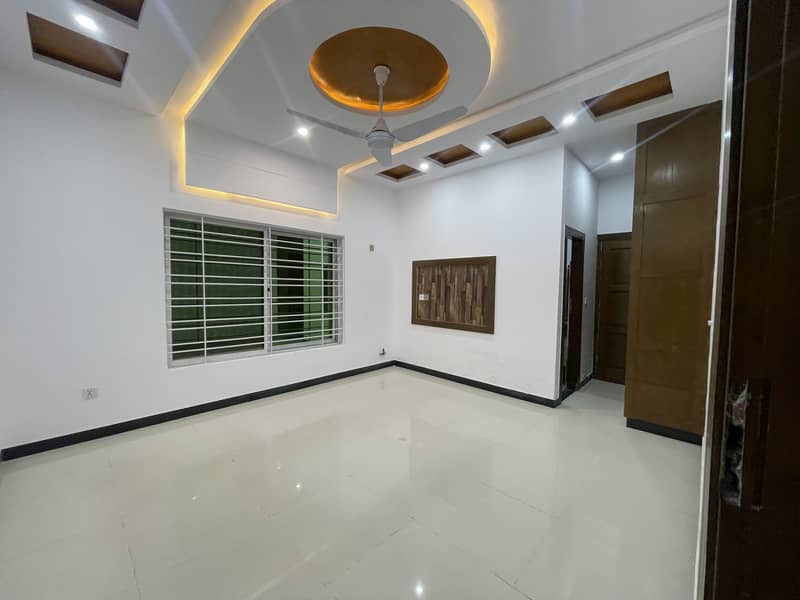 House For Sale In Media Town 8