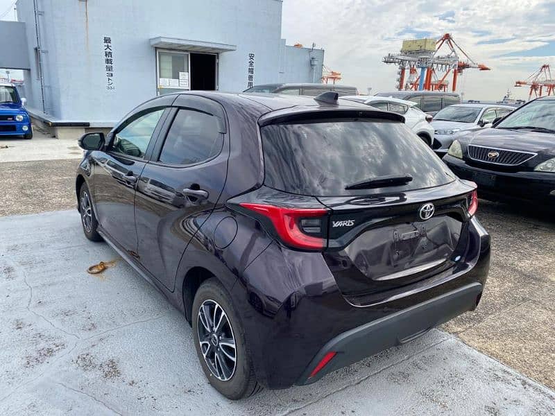 TOYOTA YARIS
2020 RED WINE G PACKAGE 3