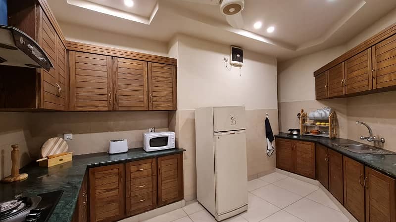 Luxury Fully Furnished Flat Weekly Monthly Yearly Basis 7