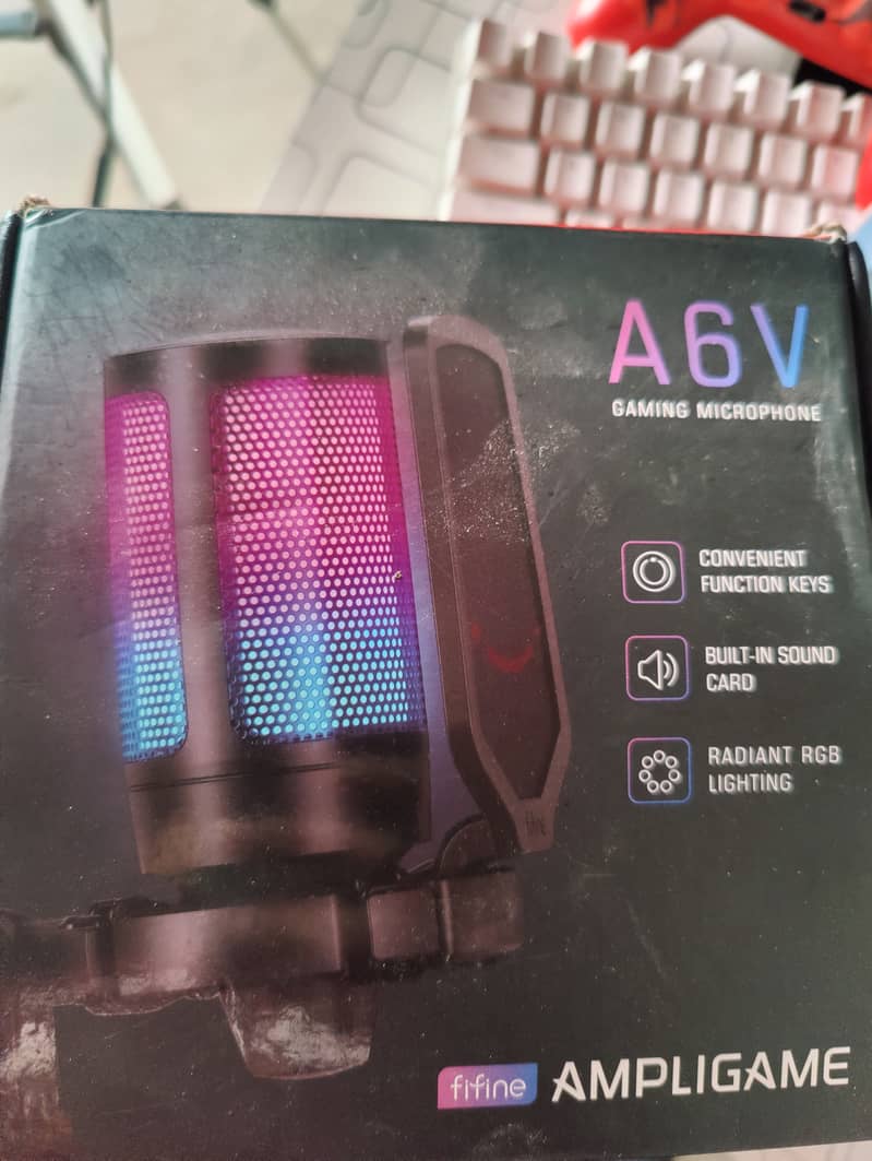 Fifine A6V Ampligame - USB RGB Gaming & Streaming mic Microphone 10/10 3