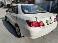 Honda city 2006 mint condition home used