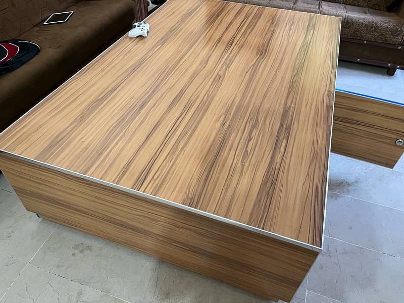 6X4 brand new dining table 2