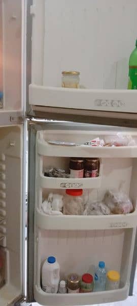 orient  refrigerator Medium to large 3