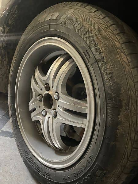 corlloa alloy  rims   tire ka sath hi for sale 03052133225 3