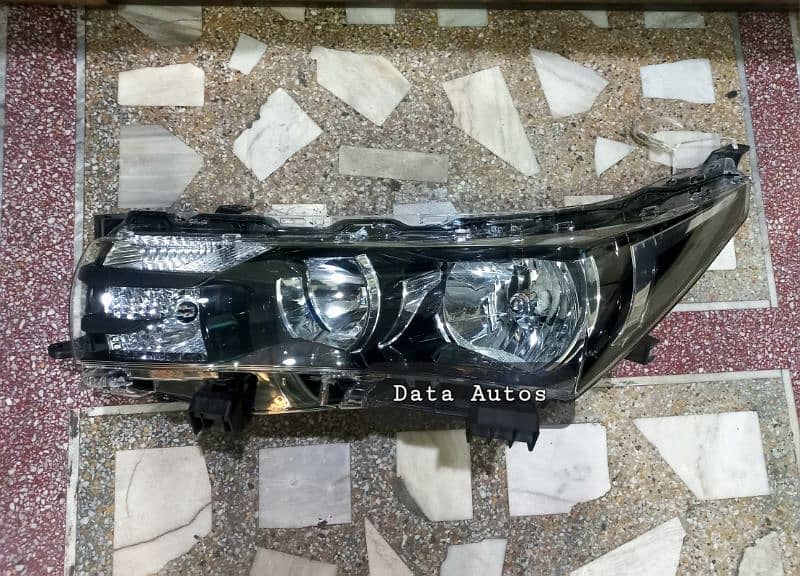 Toyota Corolla 2015 Headlights 1