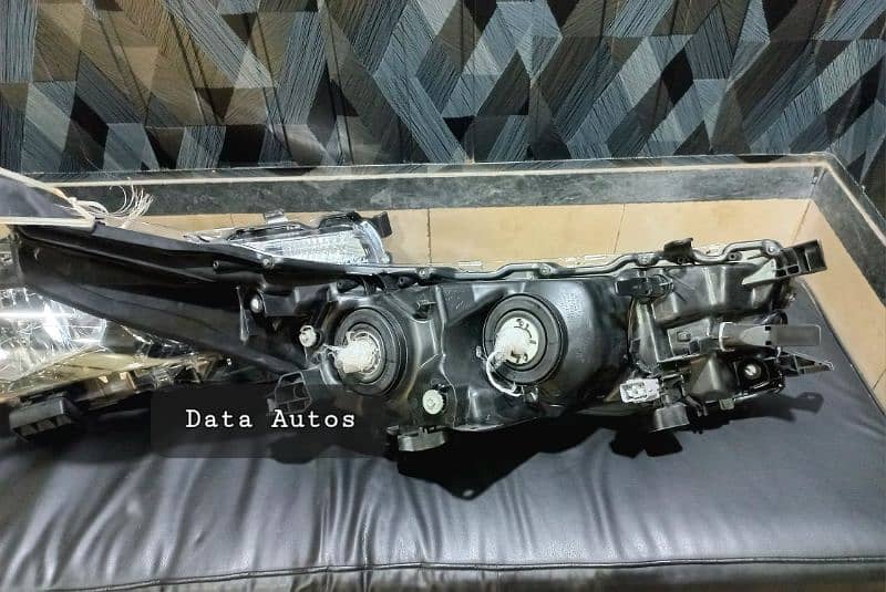 Toyota Corolla 2015 Headlights 3