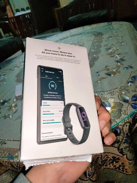 Watch Fitbit inspire 3 full new same as photo whatsapp call 1