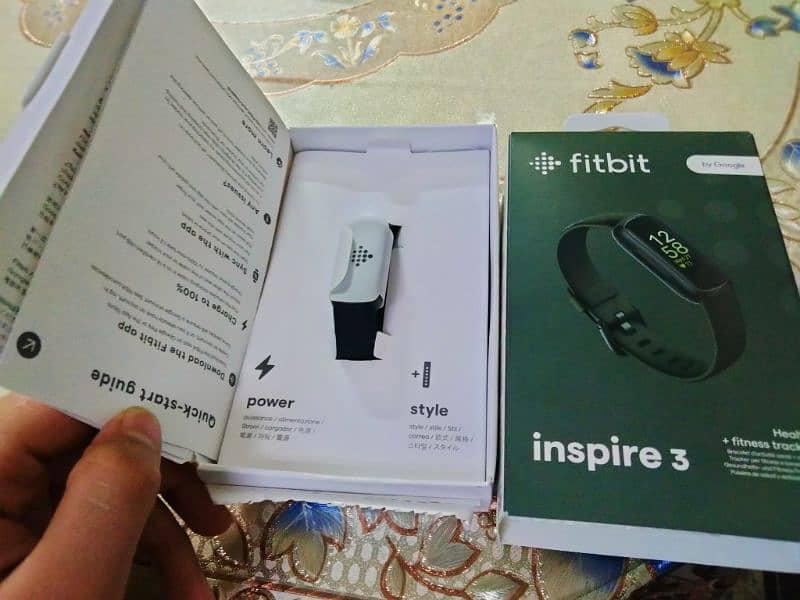 Watch Fitbit inspire 3 full new same as photo whatsapp call 3