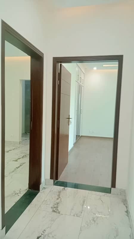 3 Bed Apartment Available For Sale in Askari 11 Lahore 1