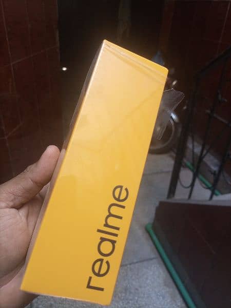 realme note50 only box read add carefully 1