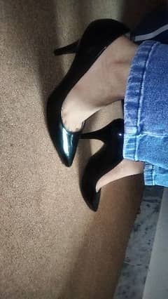 Nine West black heels