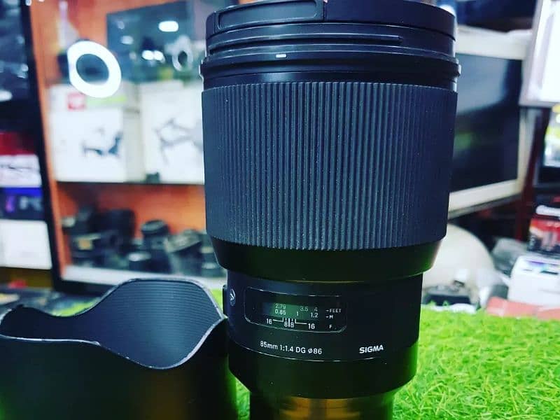Sigma 85mm f/1.4 DG Art Lens (For Sony E-mount) Just Box Opened 2