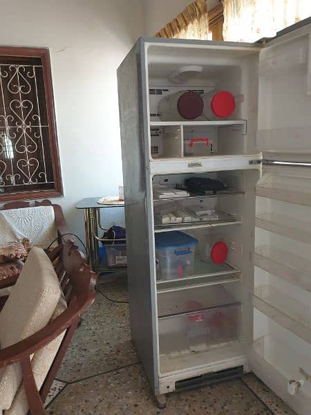 Haier Hrf833 refrigerator for sale 2