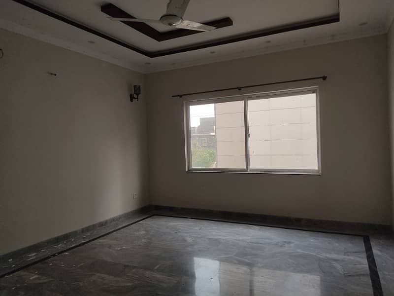 1 kanal upper portion available for rent 12