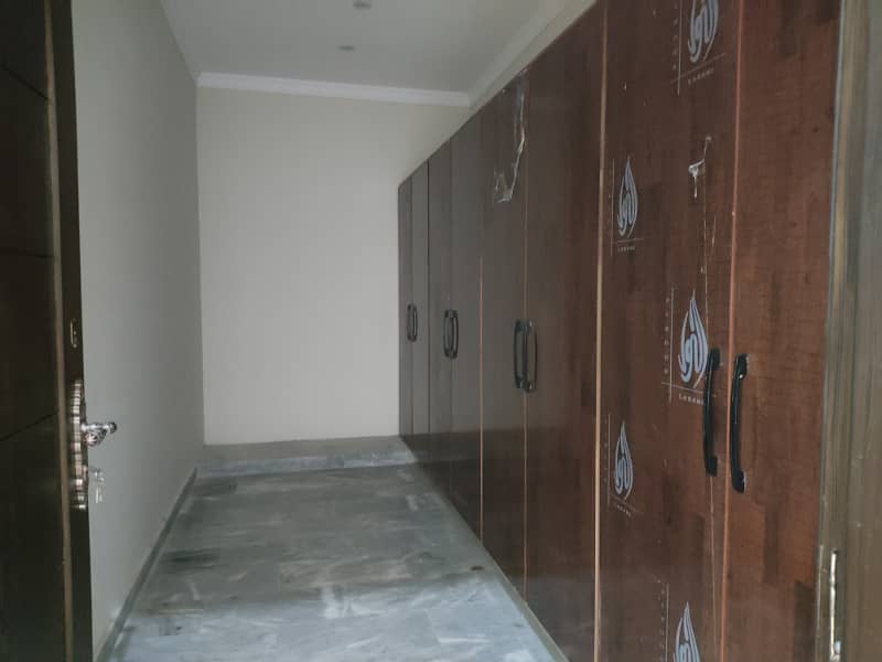 1 kanal upper portion available for rent 13