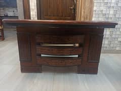 Wooden Office Table In Good Condition 0